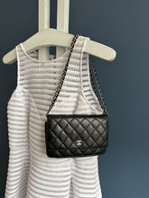 Lade das Bild in den Galerie-Viewer, CHANEL WOC