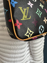 Lade das Bild in den Galerie-Viewer, LOUIS VUITTON POCHETTE ACCESSOIRES