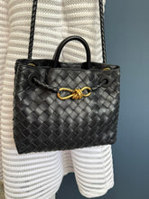 Lade das Bild in den Galerie-Viewer, BOTTEGA VENETA ANDIAMO