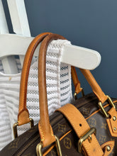 Lade das Bild in den Galerie-Viewer, LOUIS VUITTON MANHATTAN