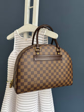 Lade das Bild in den Galerie-Viewer, LOUIS VUITTON NOLITA