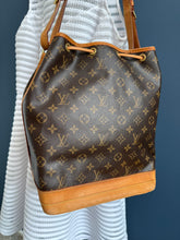 Lade das Bild in den Galerie-Viewer, LOUIS VUITTON NOÉ GRANDE