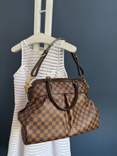Lade das Bild in den Galerie-Viewer, LOUIS VUITTON TREVI GM
