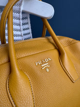 Lade das Bild in den Galerie-Viewer, PRADA BOSTON