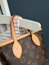 Lade das Bild in den Galerie-Viewer, LOUIS VUITTON NEVERFULL BB