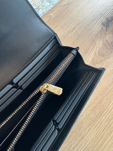 Lade das Bild in den Galerie-Viewer, DIOR VOYAGEUR GELDBÖRSE