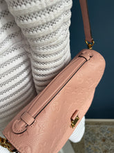 Lade das Bild in den Galerie-Viewer, LOUIS VUITTON MÉTIS EMPREINTE