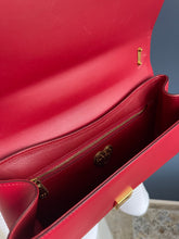 Lade das Bild in den Galerie-Viewer, DOLCE & GABBANA DEVOTION