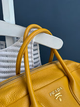 Lade das Bild in den Galerie-Viewer, PRADA BOSTON