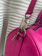 Lade das Bild in den Galerie-Viewer, LOUIS VUITTON TAIGARAMA KEEPALL 50