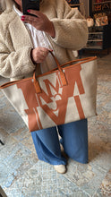 Lade das Bild in den Galerie-Viewer, MCM SHOPPER