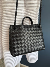 Lade das Bild in den Galerie-Viewer, BOTTEGA VENETA ANDIAMO