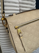 Lade das Bild in den Galerie-Viewer, LOUIS VUITTON MÉTIS