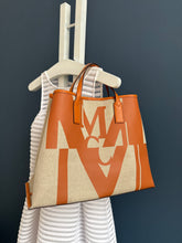 Lade das Bild in den Galerie-Viewer, MCM SHOPPER