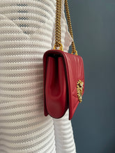 Lade das Bild in den Galerie-Viewer, DOLCE & GABBANA DEVOTION