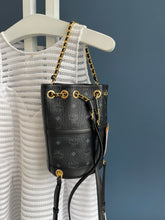 Lade das Bild in den Galerie-Viewer, MCM AREN RUCKSACK