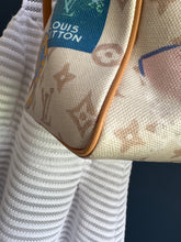 Lade das Bild in den Galerie-Viewer, LOUIS VUITTON SPEEDY SOFT FLIGHT COLLECTION
