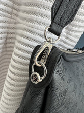 Lade das Bild in den Galerie-Viewer, LOUIS VUITTON HAND IT ALL MM MAHINA