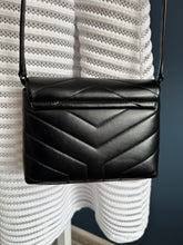 Lade das Bild in den Galerie-Viewer, YSL LOULOU TOY