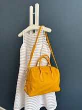 Lade das Bild in den Galerie-Viewer, PRADA BOSTON