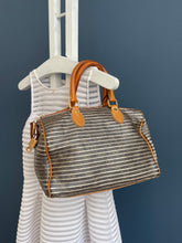 Lade das Bild in den Galerie-Viewer, LOUIS VUITTON SPEEDY 30 EDEN