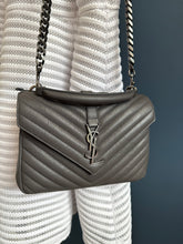 Lade das Bild in den Galerie-Viewer, YSL COLLEGE SMALL