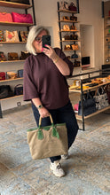 Lade das Bild in den Galerie-Viewer, PRADA BAG