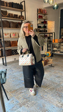 Lade das Bild in den Galerie-Viewer, LOUIS VUITTON SPEEDY 25 GAME ON
