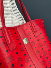 Lade das Bild in den Galerie-Viewer, MCM LIZ SHOPPER MEDIUM