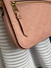 Lade das Bild in den Galerie-Viewer, LOUIS VUITTON MÉTIS EMPREINTE