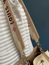 Lade das Bild in den Galerie-Viewer, LOUIS VUITTON NÉONOÉ BB EPI