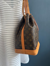 Lade das Bild in den Galerie-Viewer, LOUIS VUITTON NOÉ GRANDE