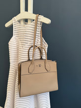 Lade das Bild in den Galerie-Viewer, LOUIS VUITTON CITY STEAMER