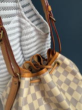 Lade das Bild in den Galerie-Viewer, LOUIS VUITTON NOÉ GRANDE