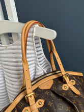 Lade das Bild in den Galerie-Viewer, LOUIS VUITTON TIVOLI