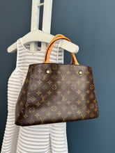 Lade das Bild in den Galerie-Viewer, LOUIS VUITTON MONTAIGNE