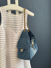 Lade das Bild in den Galerie-Viewer, CHANEL 25 SMALL