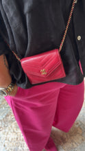 Lade das Bild in den Galerie-Viewer, CHANEL MINI BAG