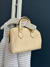 Lade das Bild in den Galerie-Viewer, LOUIS VUITTON SPEEDY 20 EMPREINTE