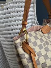 Lade das Bild in den Galerie-Viewer, LOUIS VUITTON GRACEFUL PM