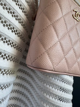 Lade das Bild in den Galerie-Viewer, CHANEL VANITY