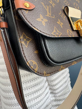 Lade das Bild in den Galerie-Viewer, LOUIS VUITTON VAUGIRARD