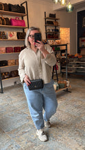 Lade das Bild in den Galerie-Viewer, CHANEL WOC