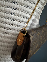 Lade das Bild in den Galerie-Viewer, LOUIS VUITTON FAVORITE