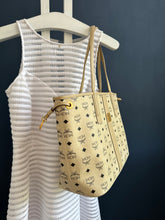 Lade das Bild in den Galerie-Viewer, MCM SHOPPER MEDIUM