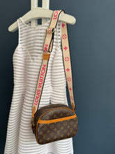 Lade das Bild in den Galerie-Viewer, LOUIS VUITTON BLOIS