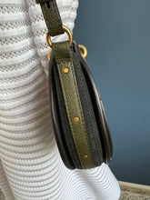 Lade das Bild in den Galerie-Viewer, CHLOÉ PIXIE