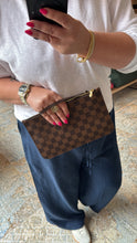 Lade das Bild in den Galerie-Viewer, LOUIS VUITTON CLUTCH