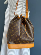 Lade das Bild in den Galerie-Viewer, LOUIS VUITTON NOÉ GRANDE