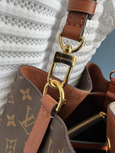 Lade das Bild in den Galerie-Viewer, LOUIS VUITTON NÉONOÉ